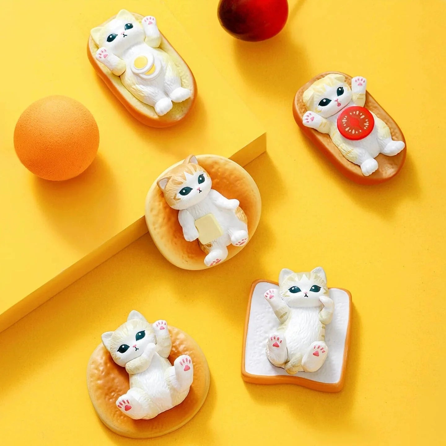 Original Mofusand Pop Bean Cute Doll Series PVC Blind Bag & Box Wholesale Cat Mini Grain Ornaments Gift Ship From Overseas